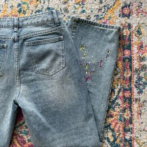 Vintage Embroidered Mid Rise Straight Leg Acid Wash Jeans
